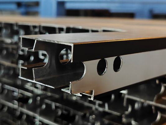 پروفایل کششی آلومینیوم ساخته شده با پوشش پودری برای بازار آفریقای جنوبی